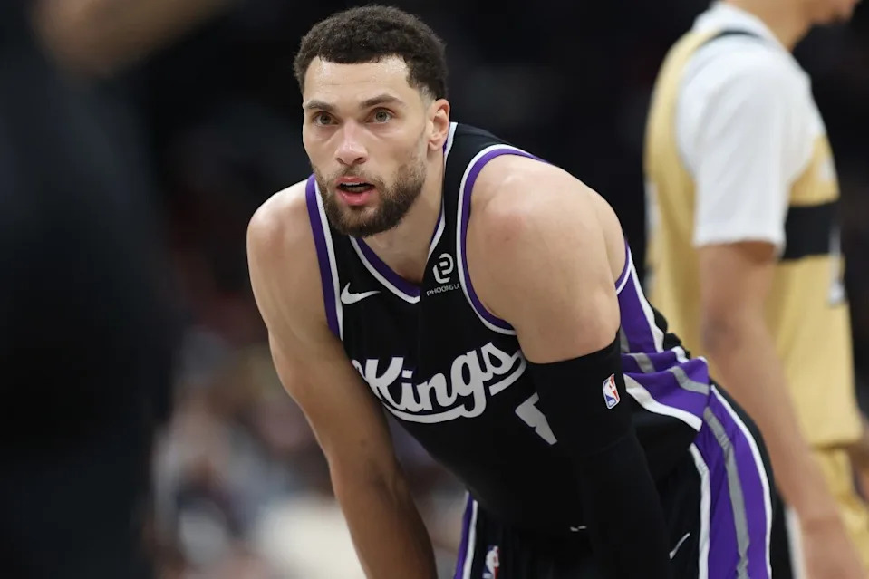 Sacramento Kings guard Zach LaVine (8) looks on during the second half against the Washington Wizards at Capital One Arena. Imagn Images