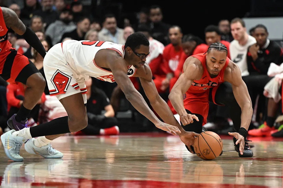 Jalen Smith controls Bulls center minutes despite broader roster volatility.© Dan Hamilton-Imagn Images

