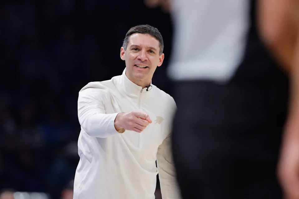 Feb 22, 2026; Oklahoma City, Oklahoma, USA; Oklahoma City Thunder Head Coach Mark Daigneault gestures to an official before a play against the Cleveland Cavaliers during the first quarter at Paycom Center. Mandatory Credit: Alonzo Adams-Imagn Images