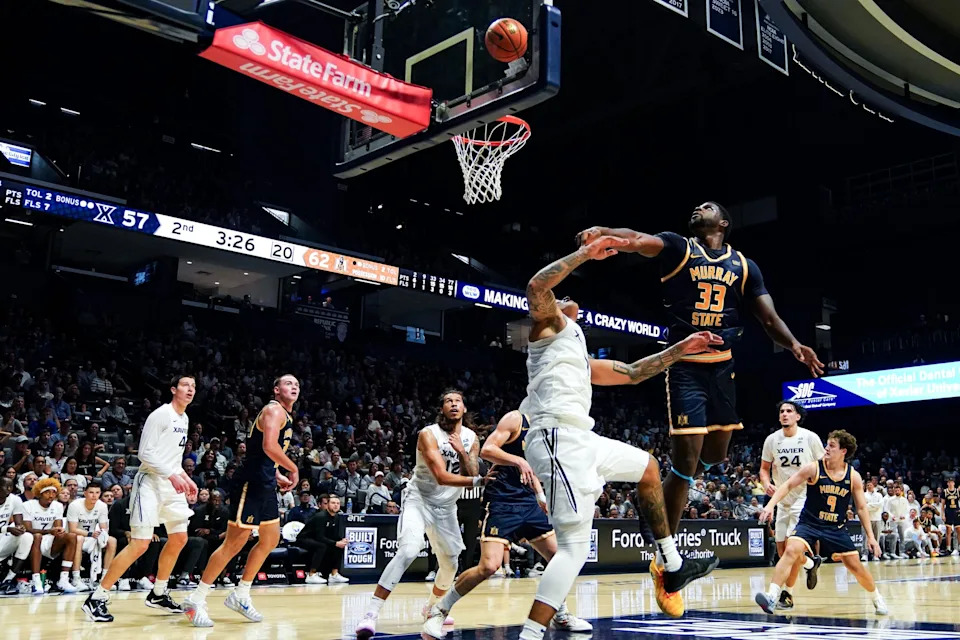 <p>Murray State Racers faces the Xavier Musketeers in the NCAA men’s basketball game .</p>