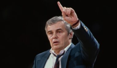 Former UNC basketball player, NBA coach Doug Moe has passed away