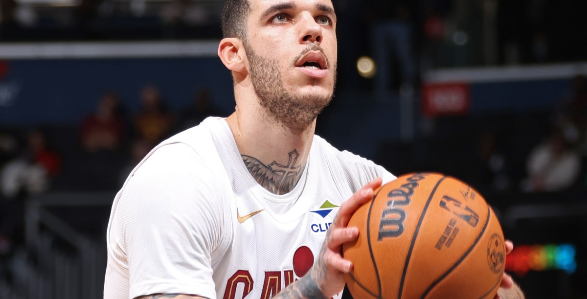 Report: Wizards interested in Lonzo Ball