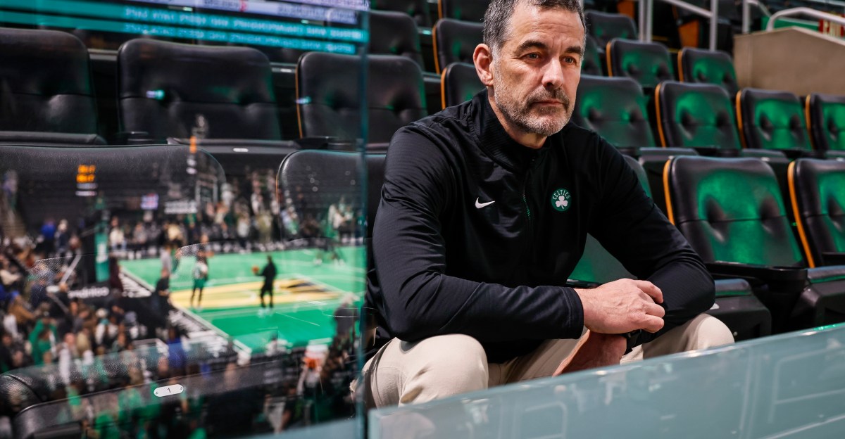 Should fans care about ducking the luxury tax? (daily topic)