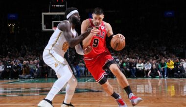 Who should start at center? (daily topic)