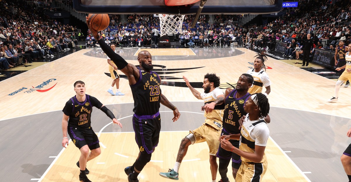 Grades for LeBron James, Luka Dončić in Lakers win vs. Wizards