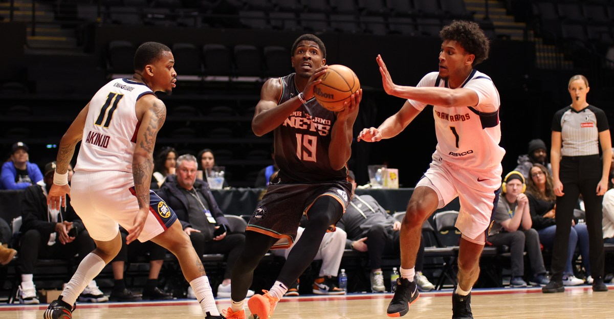 Nate Williams 30 points, EJ Liddell double-double, lift Long Island past Delaware