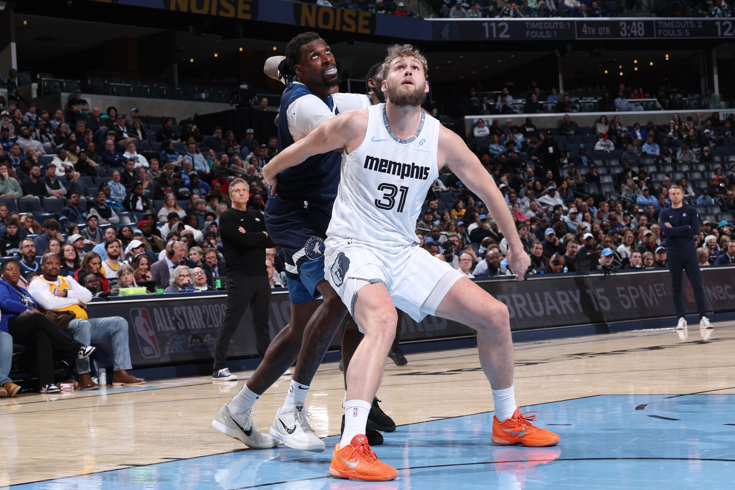 MEMPHIS, TN - FEBRUARY 2: Jock Landale #31 of the Memphis Grizzlies boxes out during the game against the Minnesota Timberwolves on February 2, 2026 at FedExForum in Memphis, Tennessee. NOTE TO USER: User expressly acknowledges and agrees that, by downloading and or using this photograph, User is consenting to the terms and conditions of the Getty Images License Agreement. Mandatory Copyright Notice: Copyright 2026 NBAE (Photo by Joe Murphy/NBAE via Getty Images)