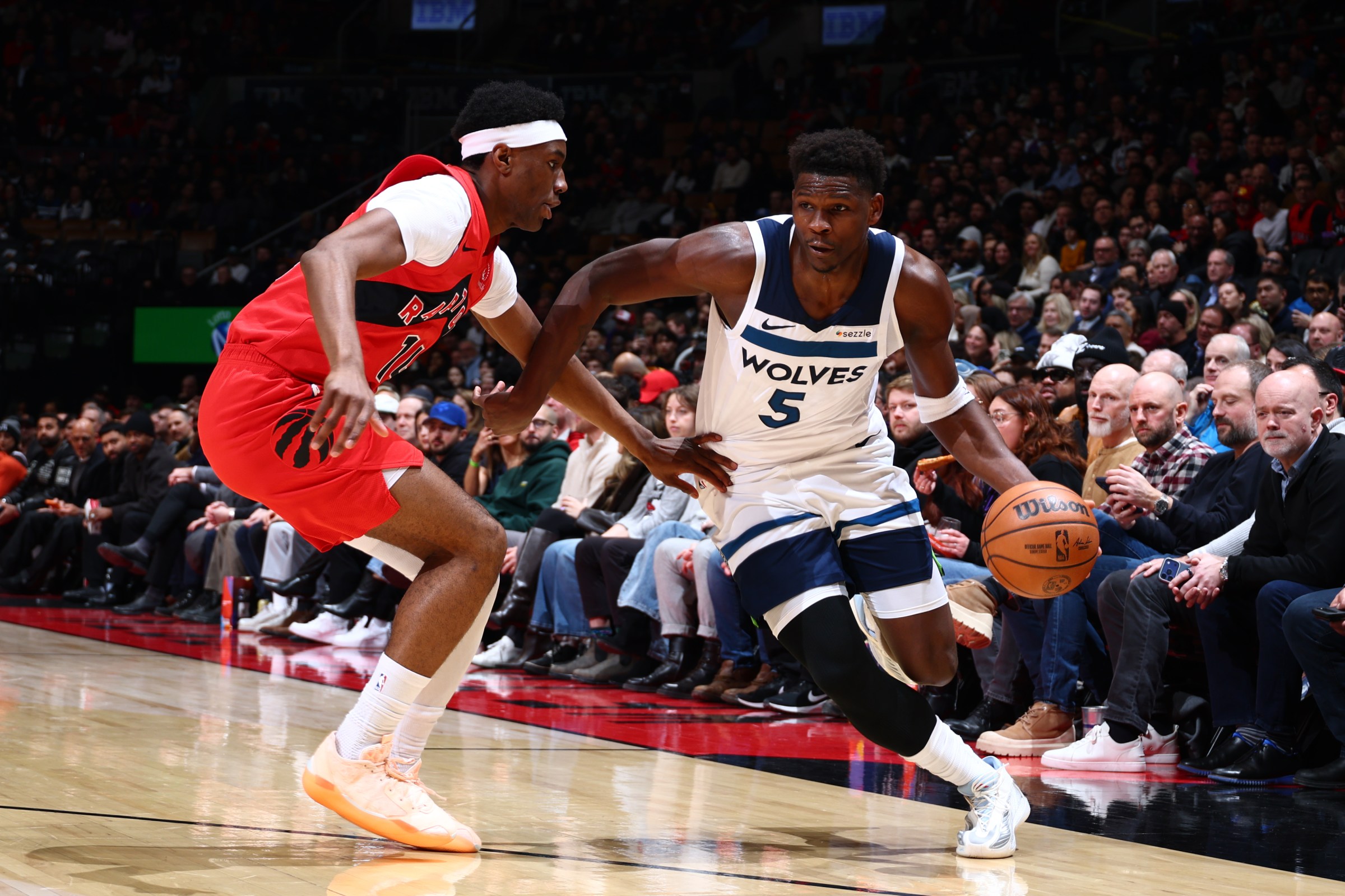 TORONTO, CANADA - FEBRUARY 4: Anthony Edwards #5 of the Minnesota Timberwolves drives to the basket during the game against the Toronto Raptors on February 4, 2026 at the Scotiabank Arena in Toronto, Ontario, Canada. NOTE TO USER: User expressly acknowledges and agrees that, by downloading and or using this Photograph, user is consenting to the terms and conditions of the Getty Images License Agreement. Mandatory Copyright Notice: Copyright 2026 NBAE (Photo by Vaughn Ridley/NBAE via Getty Images)