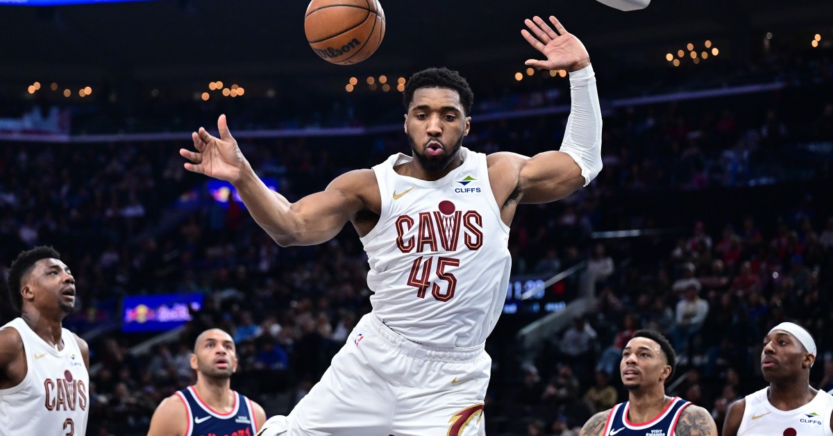 Player Grades: Cavs at Clippers - Donovan Mitchell shines in wire-to-wire victory