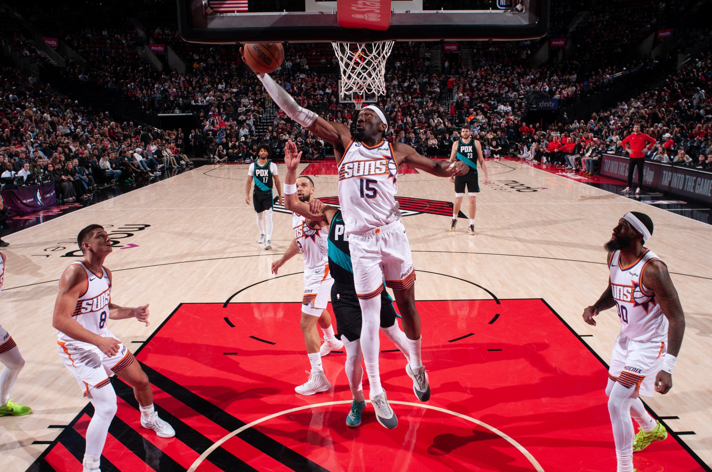 PORTLAND, OR - FEBRUARY 3: Mark Williams #15 of the Phoenix Suns grabs the rebound during the game against the Portland Trail Blazers on February 3, 2026 at the Moda Center Arena in Portland, Oregon. NOTE TO USER: User expressly acknowledges and agrees that, by downloading and or using this photograph, user is consenting to the terms and conditions of the Getty Images License Agreement. Mandatory Copyright Notice: Copyright 2026 NBAE (Photo by Cameron Browne/NBAE via Getty Images)