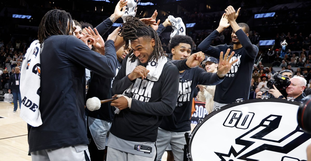 Week in Review: Spurs find offensive stride in undefeated week