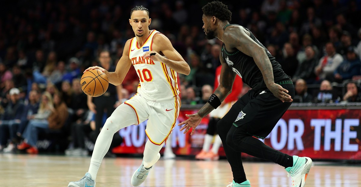 Shorthanded Hawks can’t recover from second quarter burst