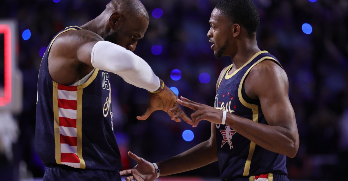 Open Thread: De’Aaron Fox’s frame-worthy moment at the All-Star Game