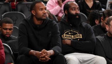 Cavs guard James Harden expected to play through broken thumb