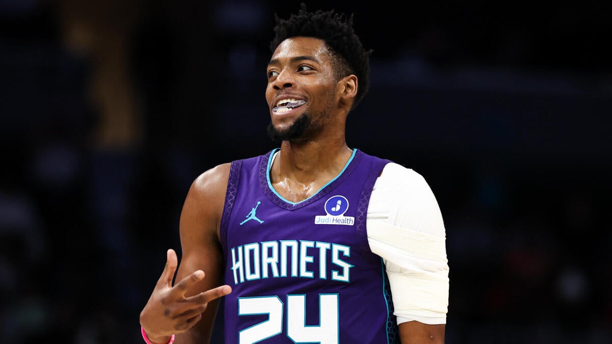 Best bets for Hornets-Rockets, 76ers-Lakers, NHL, more on Thursday, Feb. 5