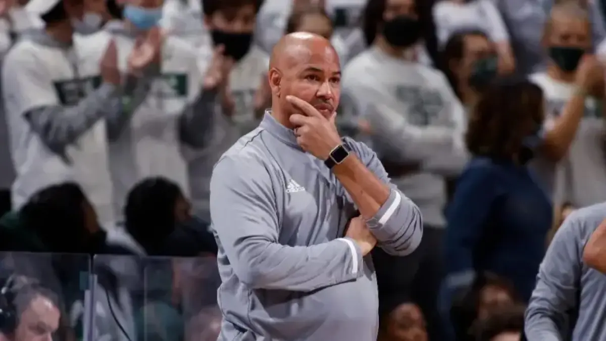 Akron vs Eastern Michigan: Top Predictions, Odds & Bets for NCAAB Feb. 3