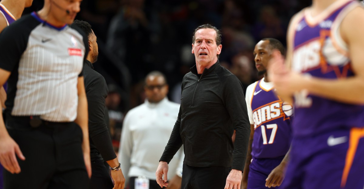 NBA punishes Kenny Atkinson for actions during Cavs loss to Suns