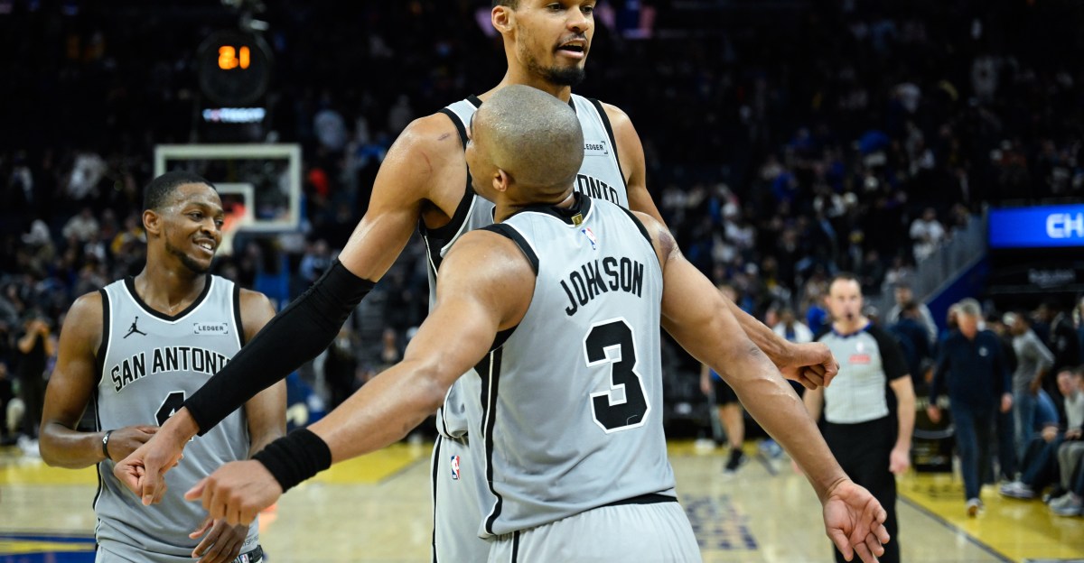 Week in Review: Spurs leave their mark in California to open Rodeo Road Trip