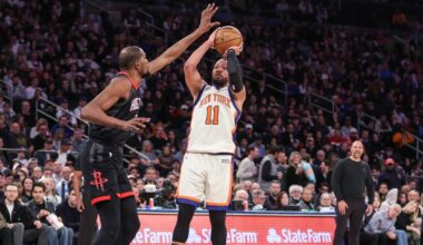 Knicks' Mike Brown dedicated to evolving offense, finding best fit for top scorers - SNY