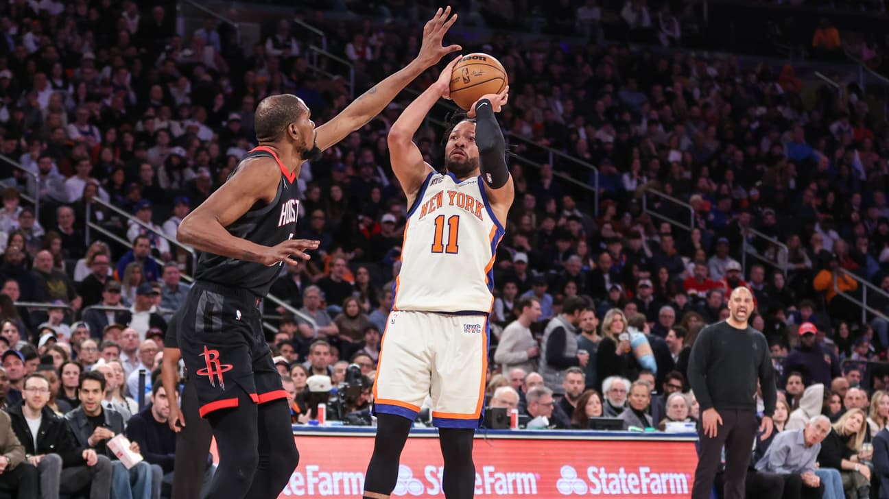 Knicks' Mike Brown dedicated to evolving offense, finding best fit for top scorers - SNY