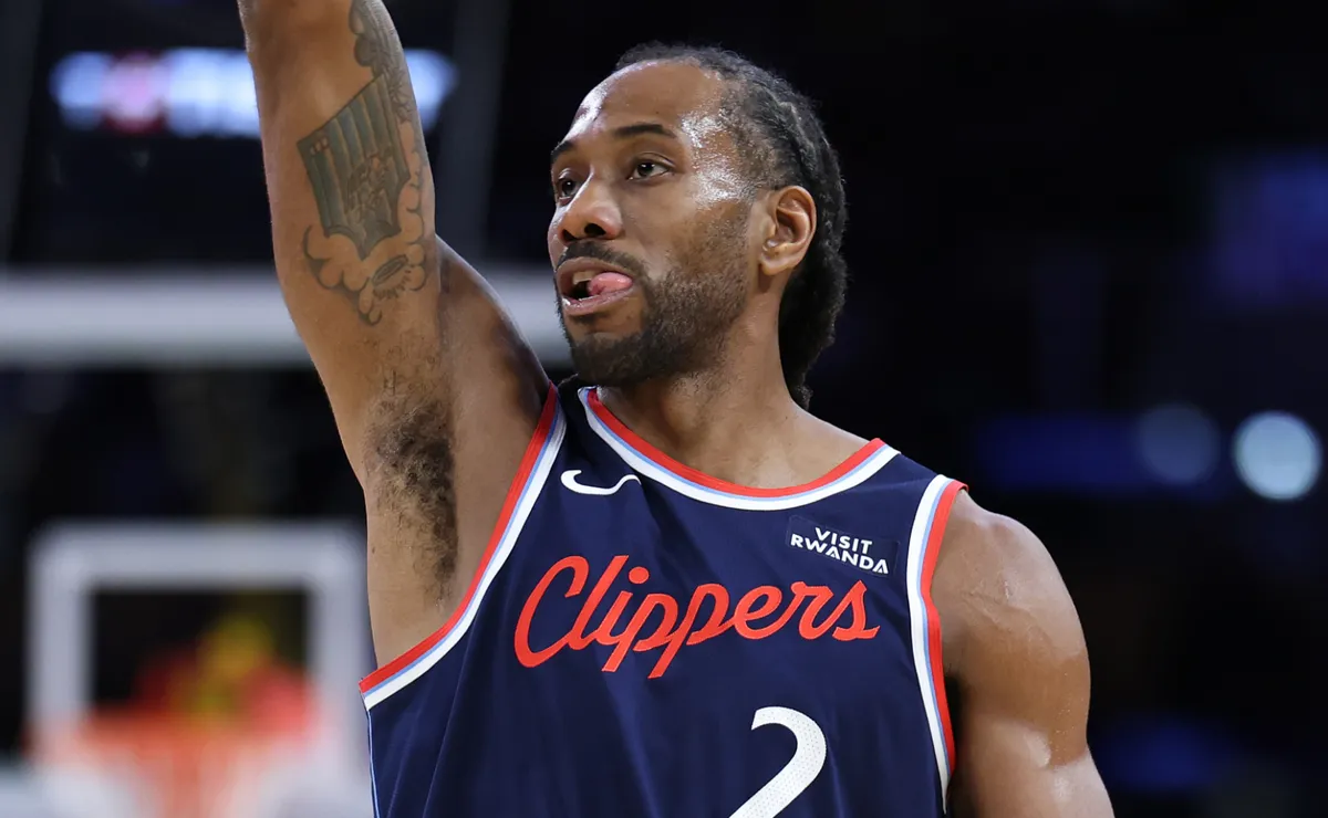 Is Kawhi Leonard playing today, February 26, for Clippers vs Timberwolves?