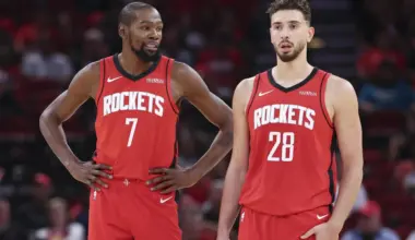 Kevin Durant (7) speaks with Alperen Sengun (28) during a Houston Rockets’ game, Toyota Center in Houston, Texas, US, Oct 24, 2025. (Courtesy of Troy Taormina-Imagn Images)