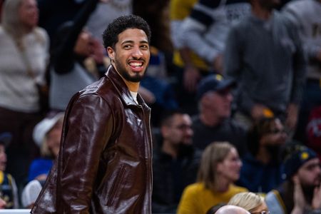 Pacers Star Haliburton Faces Shingles Diagnosis While Recovering from Injury
