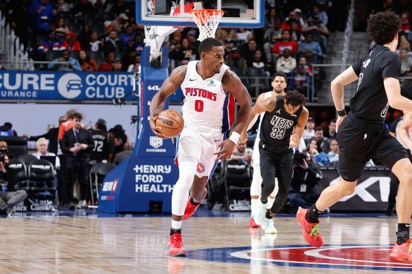 Jalen Duren out of dunk contest; replaced by Jase Richardson