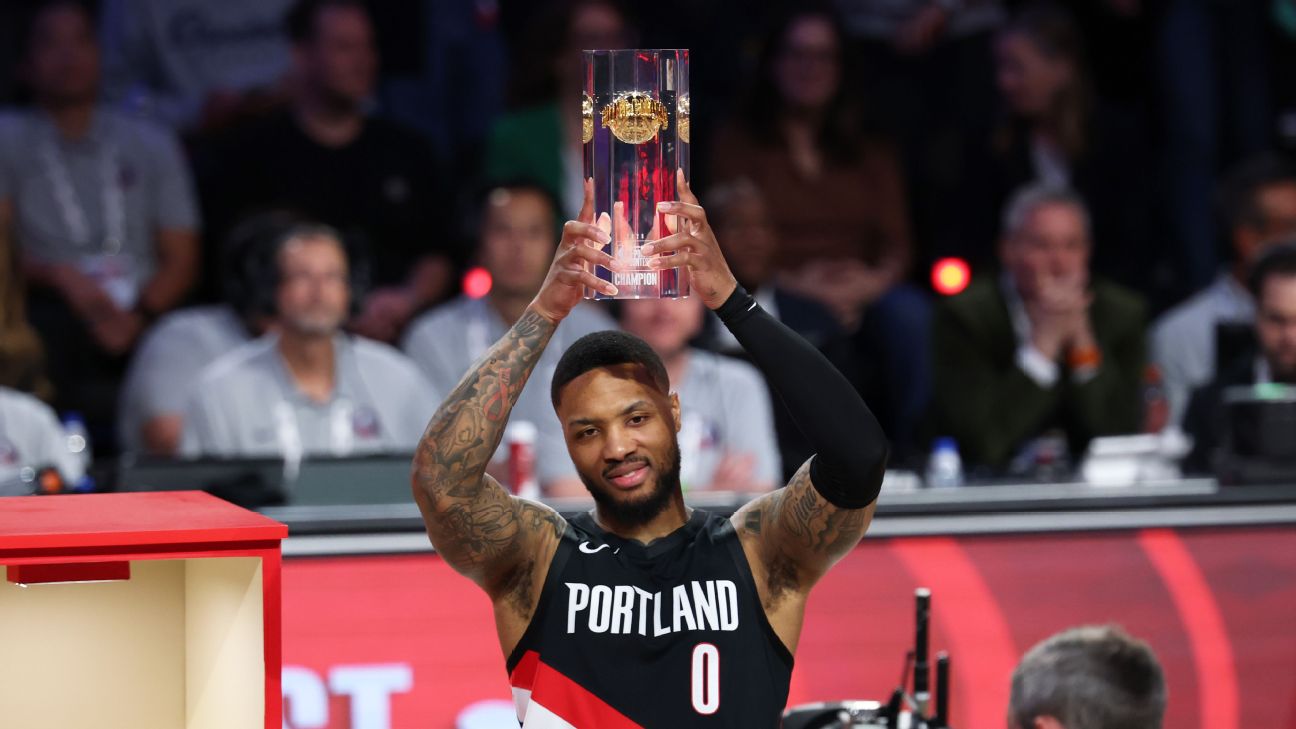 Damian Lillard recruiting Steph, Klay and Booker for 2027 3-point contest