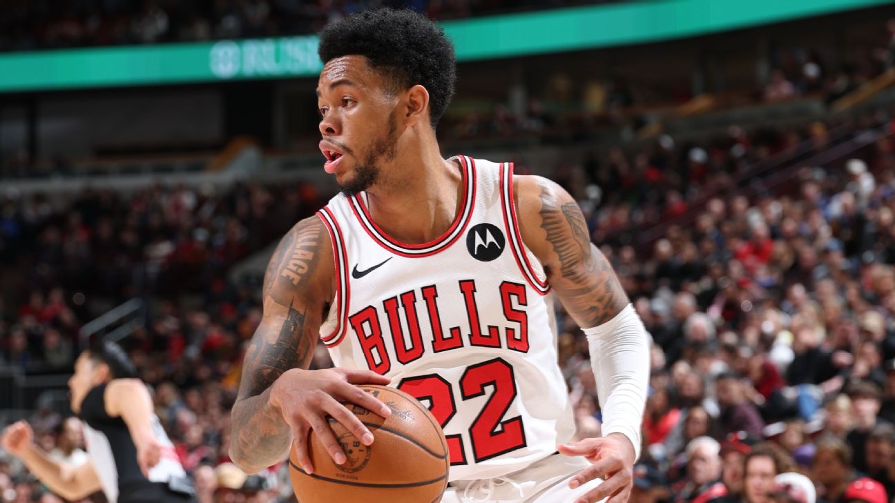Bulls' Anfernee Simons recovering from left wrist fracture