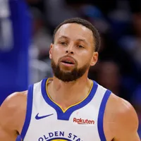 Stephen Curry’s injury scare vs Pistons downgraded by Warriors coach Steve Kerr
