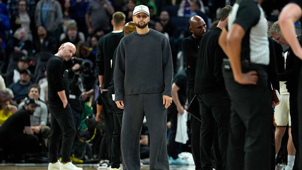 Steph Curry spotted wearing hat lifestyle brand