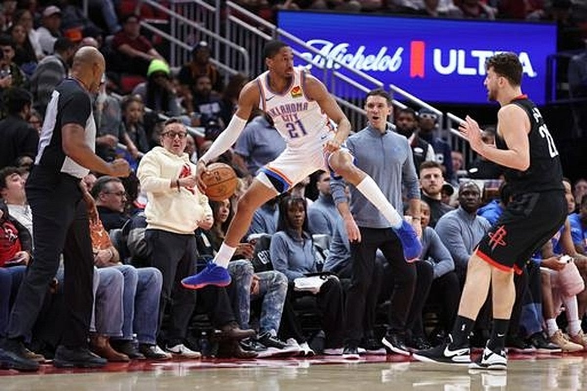 Rockets Rally Against Injury-Depleted Thunder In Oklahoma City