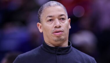 Tyronn Lue looking on