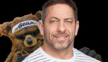 The first person who wore 'Jazz Bear' costume dies after cancer battle