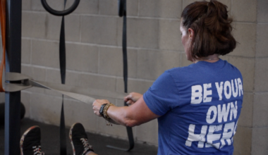 Former college player returns to basketball after decade of knee surgeries