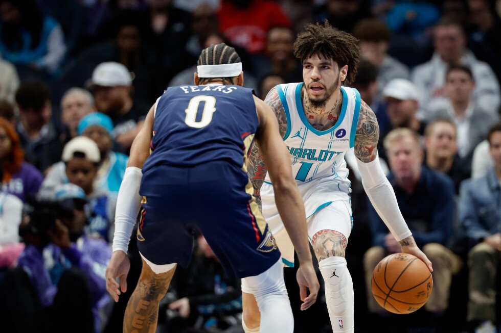 Hornets fight back from 22 down to beat Pelicans 102-95 for 7th straight victory