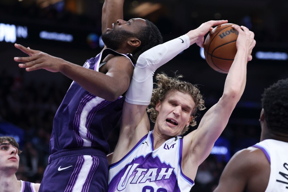 Jaren Jackson Jr. scores 23 in home debut as Jazz deal the Kings their 14th straight loss