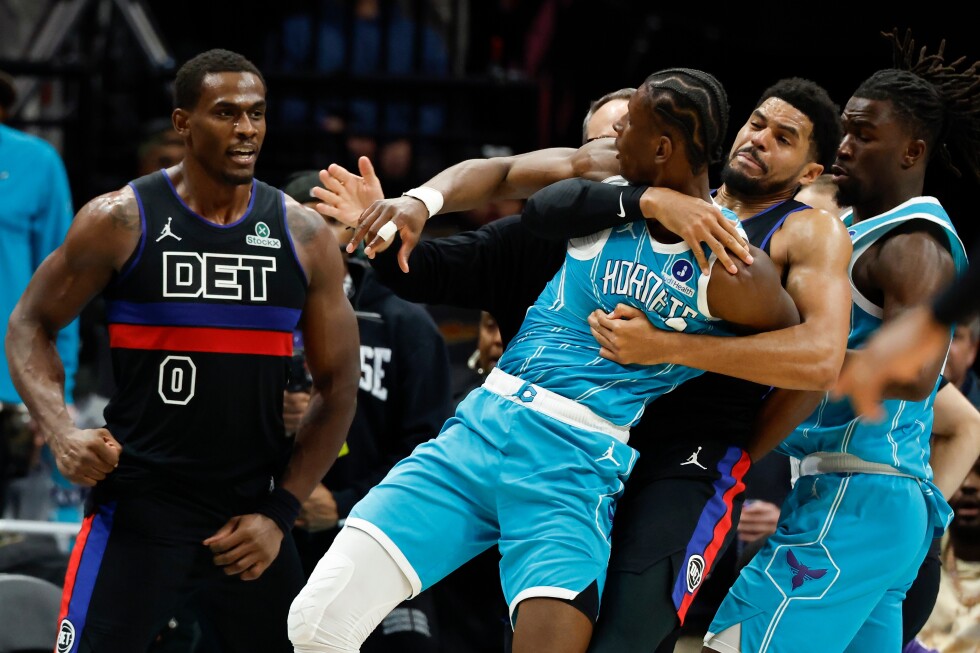 Stewart suspended 7 games, 3 other players penalized for Pistons-Hornets fight