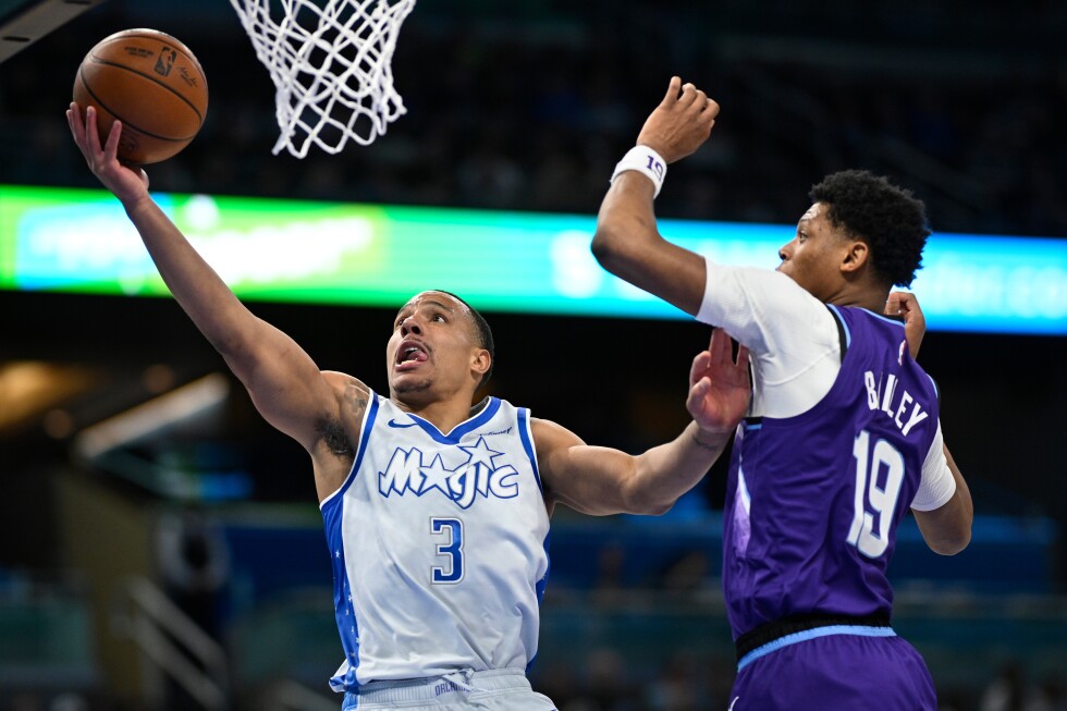 Magic overcome a 17-point deficit to beat the Jazz 120-117