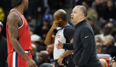 Clippers’ sudden rebuild brings back familiar team chaos