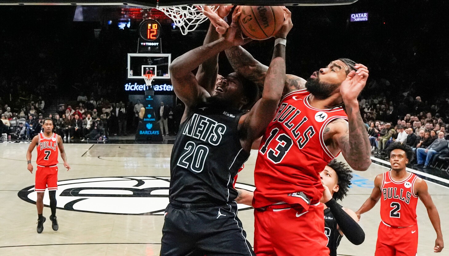 Bulls' late-game defense is a woeful circus — 'Dancing Bear' and all