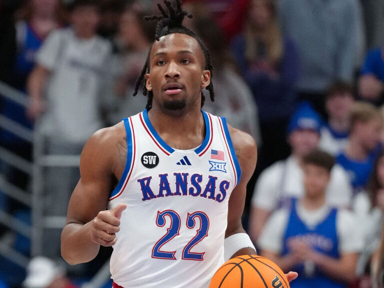 Kansas' Peterson out vs. No. 1 Arizona due to flu-like symptoms