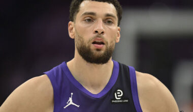 Report: LaVine to undergo season-ending hand surgery