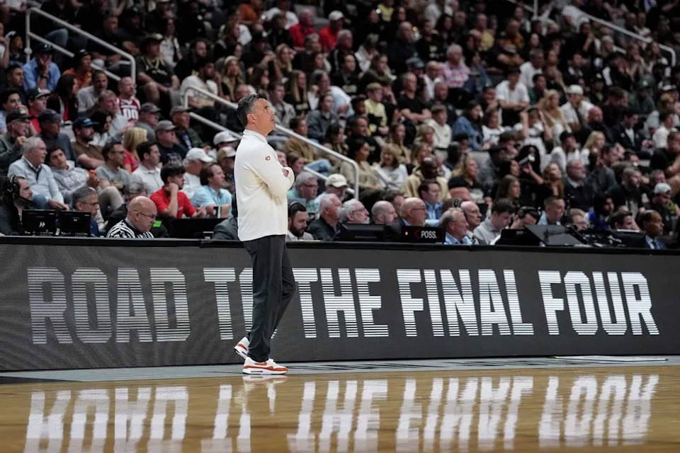 Texas Longhorns head coach Sean Miller looks at the scoreboard in the second half of Texas’ 79-77 loss to the Purdue Boilermakers in the Sweet 16 round of the NCAA Basketball Tournament at the SAP Center in San Jose, California, March 26, 2026. (Sara Diggins/Austin American-Statesman)