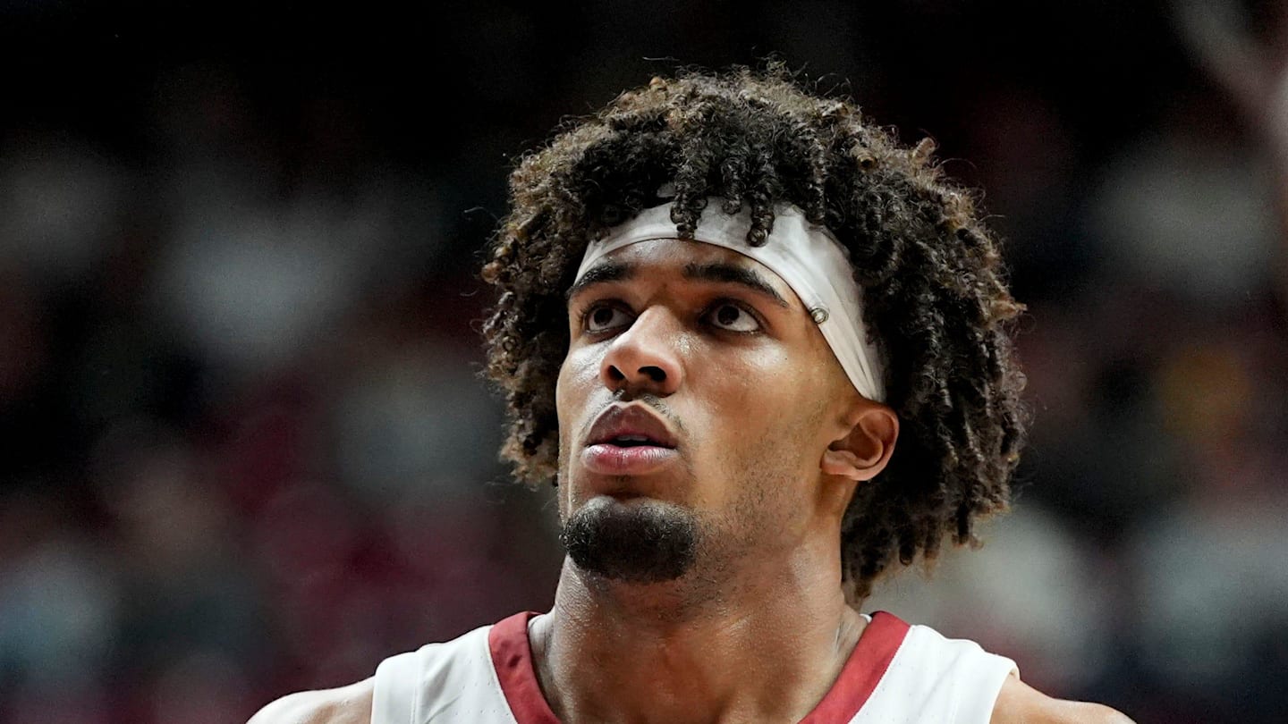 Dec 29, 2025; Tuscaloosa, AL, USA; Alabama forward Amari Allen (5) prepares to shoot a free throw against Yale at Coleman Coliseum. Mandatory Credit: Gary Cosby Jr.-Tuscaloosa News