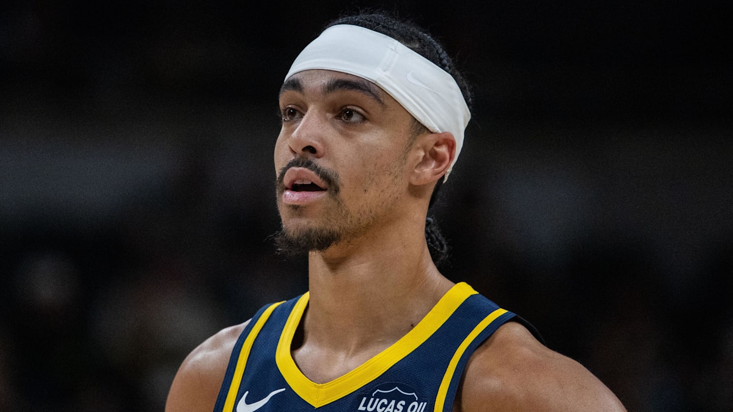 Indiana Pacers guard Andrew Nembhard (2) in the first half against the Charlotte Hornets at Gainbridge Fieldhouse.