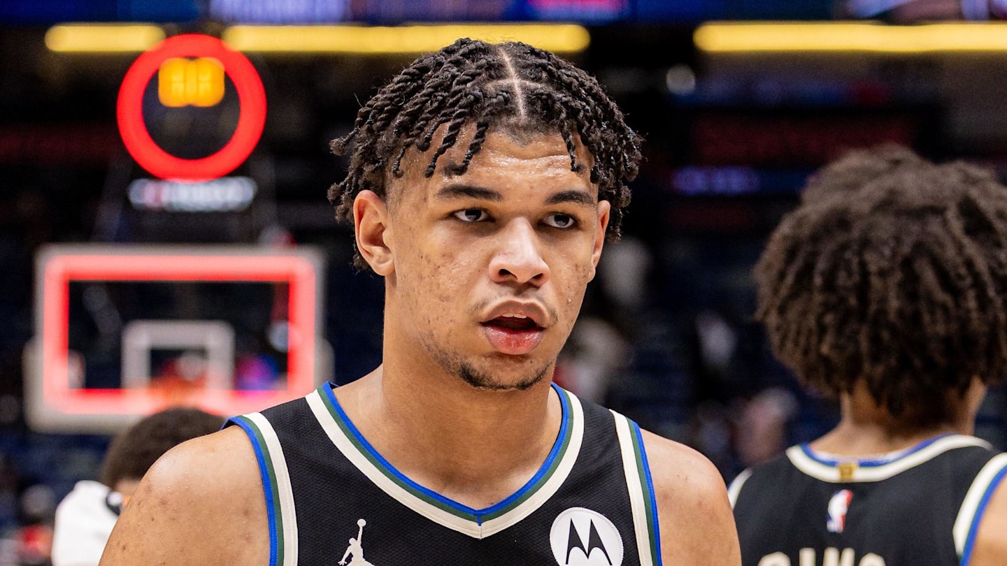 Milwaukee Bucks forward Ousmane Dieng (21) walks off the court after a win against the New Orleans Pelicans at Smoothie King Center on February 20, 2026.