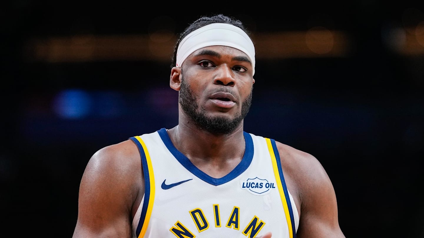 Indiana Pacers forward Jarace Walker (5) looks on against the Toronto Raptors at Scotiabank Arena.
