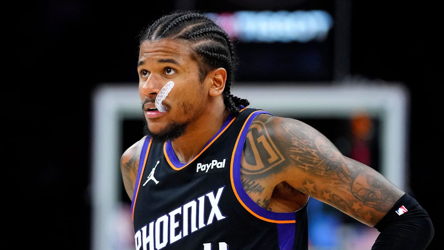 Suns guard Jalen Green reacts late against the Bucks during a game at the Mortgage Matchup Center in Phoenix on March 21, 2026.